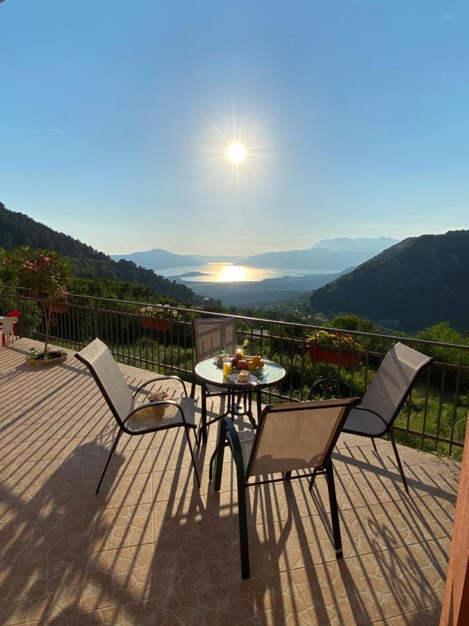 Apartment Lorena Kotor Exteriör bild